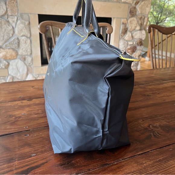 Longchamp Dark Gray Tote with Gold Details XL - Picture 3 of 5
